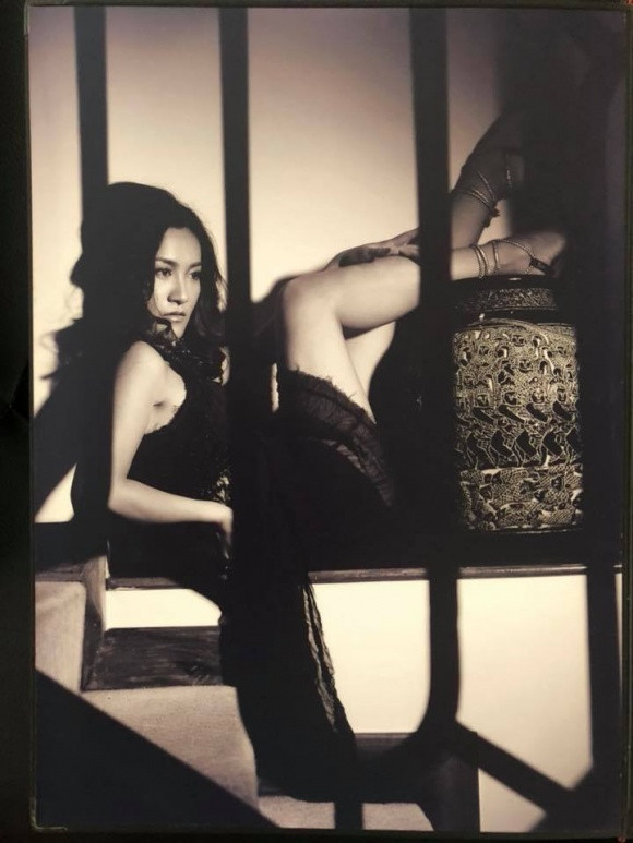 Nhan sắc thời 'thanh xuân rực lửa' của bà xã Bình Minh ảnh 8