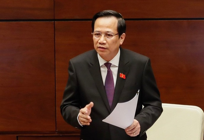 Bộ trưởng LĐTB&XH Đào Ngọc Dung sẽ là thành viên Chính phủ đầu tiên đăng đàn trả lời chất vấn tại Quốc hội. Bộ trưởng LĐTB&XH Đào Ngọc Dung sẽ là thành viên Chính phủ đầu tiên đăng đàn trả lời chất vấn tại Quốc hội.