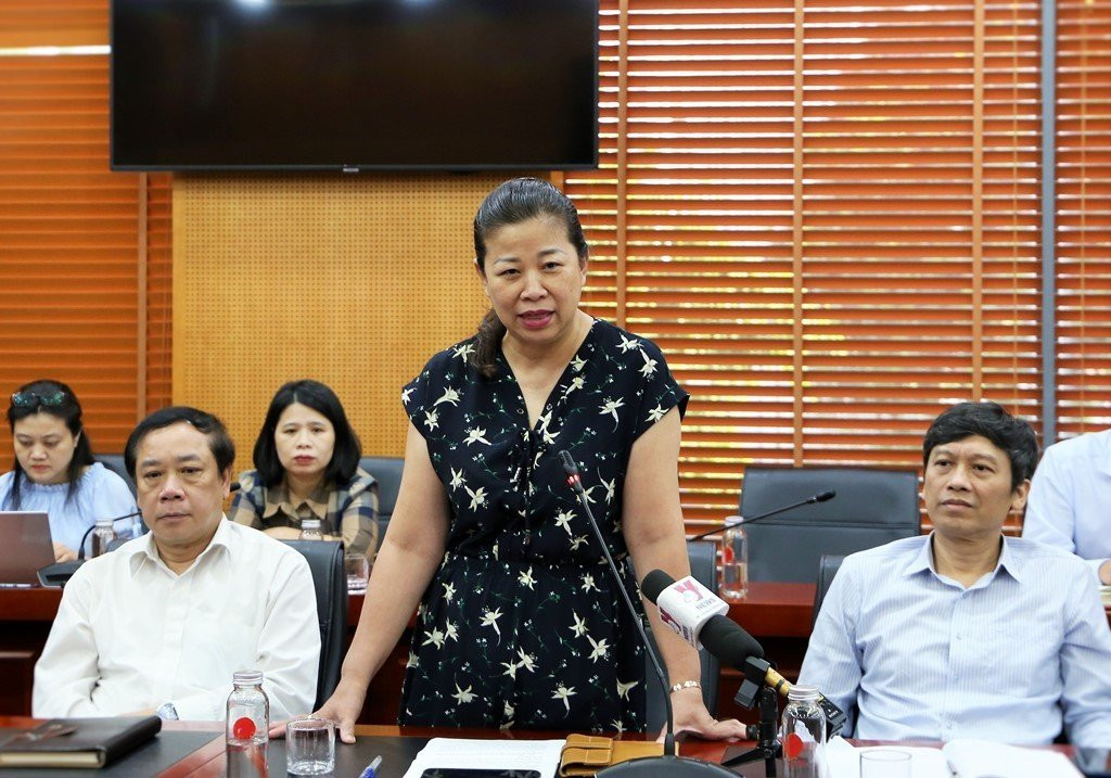 Quyền Vụ trưởng Vụ Tiền lương Nguyễn Bích Thu Quyền Vụ trưởng Vụ Tiền lương Nguyễn Bích Thu