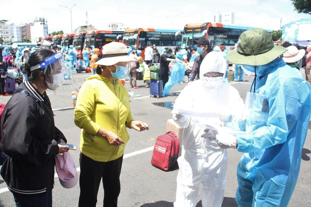 Từ tháng 7/2021, TPHCM đã phối hợp với các tỉnh đưa hơn 33.000 lao động về quê