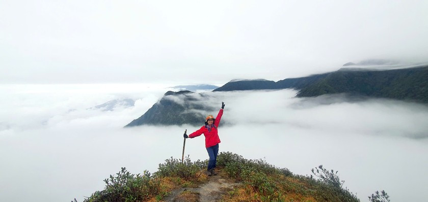 Niềm vui của các nhà leo núi săn mây thành công.