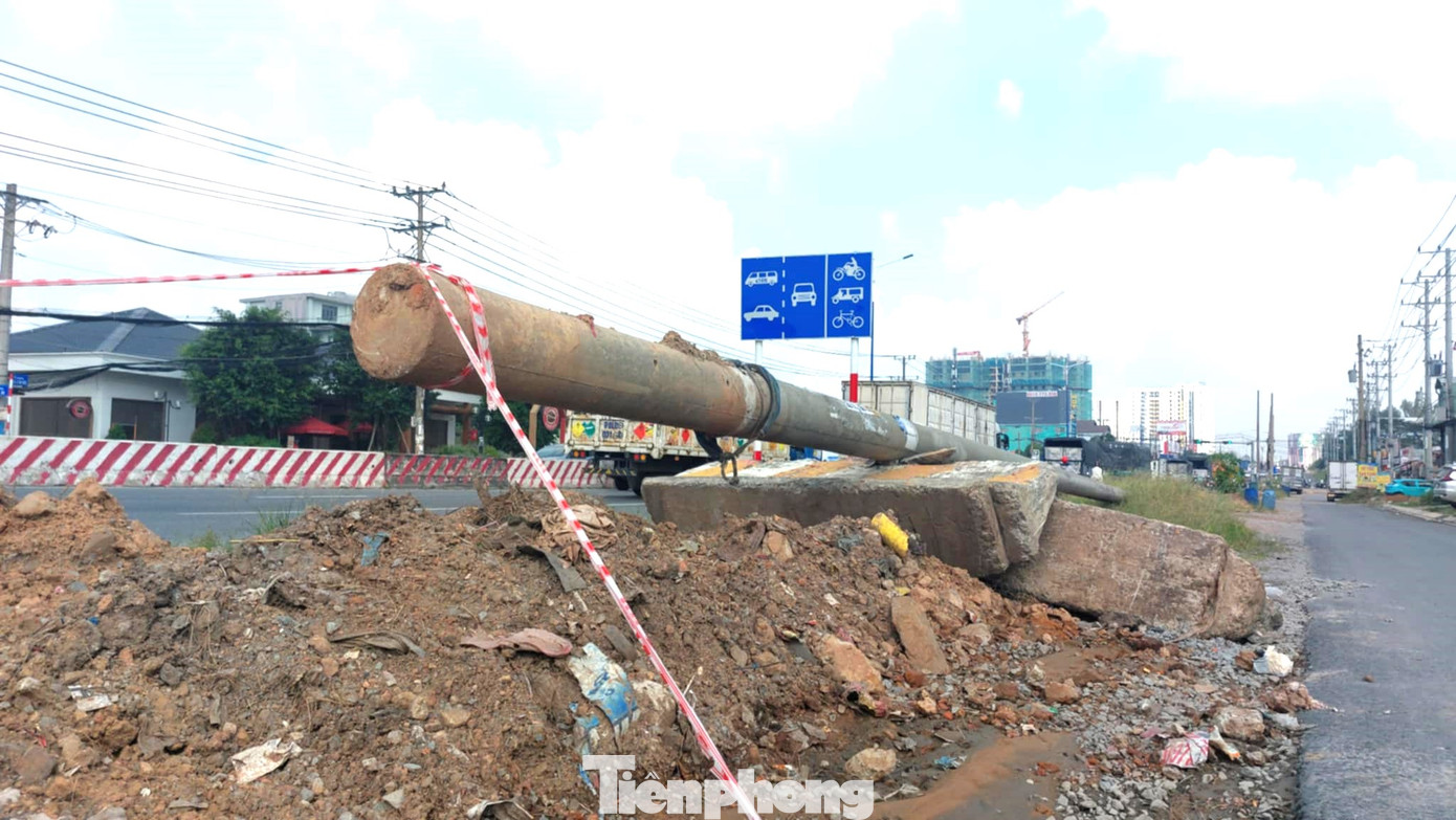 Dự án nâng cấp, mở rộng quốc lộ 13 qua thành phố Thuận An còn ngổn ngang