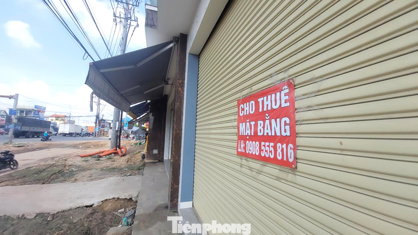 Mặt bằng cho thuê nhưng không có người đến hỏi. Mặt bằng cho thuê nhưng không có người đến hỏi.