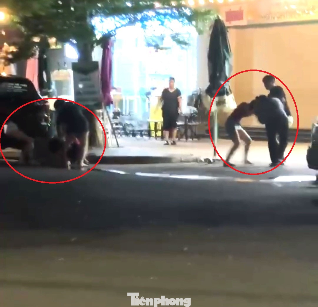 Nhóm nữ đánh người vì mâu thuẫn trên mạng xã hội