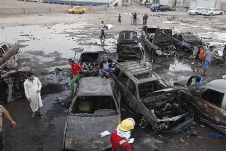 Thủ đô Baghdad, Iraq tan hoang sau hàng loạt vụ nổ bom trong ngày 27/5. Thủ đô Baghdad, Iraq tan hoang sau hàng loạt vụ nổ bom trong ngày 27/5