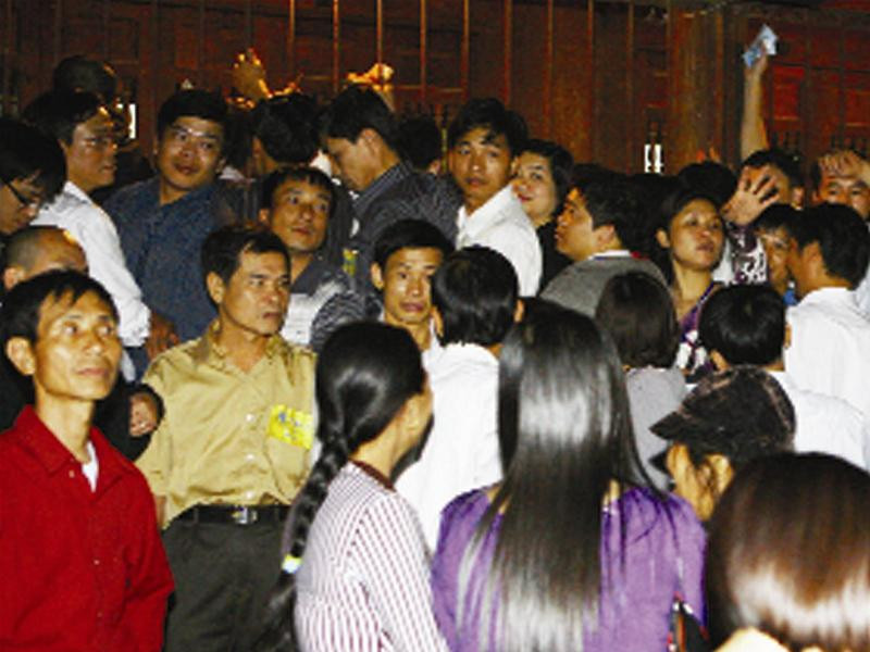 Nhớn nhác trong đêm “cướp” ấn