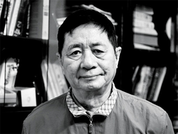 GS Hoàng Ngọc Hiến