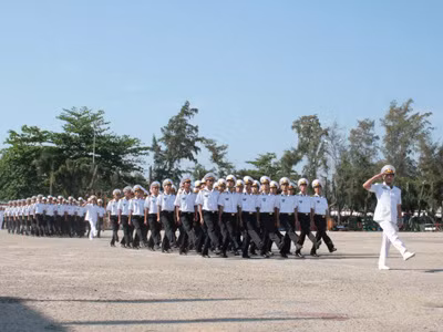 Bộ đội Hải quân Việt Nam duyệt đội ngũ