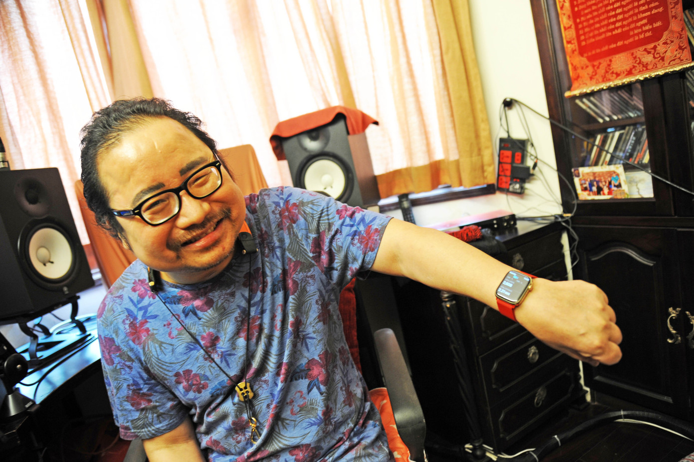 Trần Mạnh Tuấn cho biết hiện anh đã đi bộ được 2,1 km. Mỗi buổi sáng, anh tập đi bộ, sau đó về nhà tập kèn.