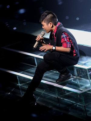 Là người hát cuối cùng nhưng Quang Anh vẫn đem tới cho khán giả những cung bậc cảm xúc mạnh mẽ và mãnh liệt