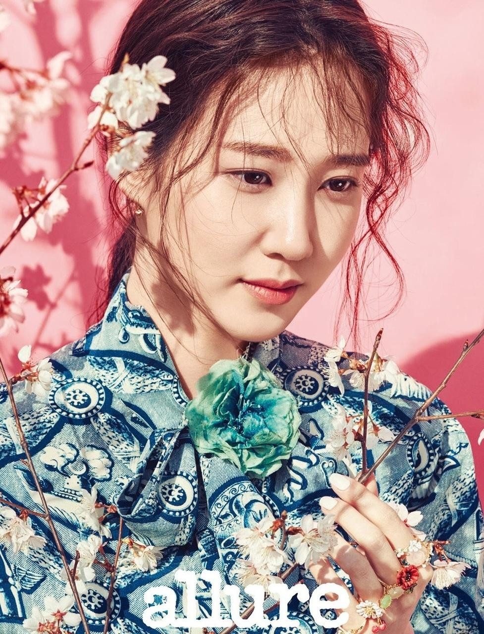 4. Park Eun Bin (SN 1992): Cô bắt đầu sự nghiệp diễn xuất từ khi mới 5 tuổi. Vai chính đầu tiên trong sự nghiệp của cô là trong phim truyền hình “Operation Proposal” vào năm 2012. Phải đến năm 2017, cô mới có vai chính thứ hai trong “Judge vs Judge”. Bộ phim gần nhất của cô là “Do You Like Brahms?”.