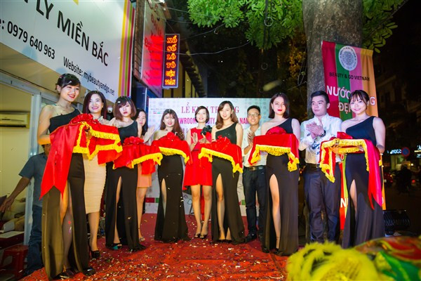 Dàn hotgirl xinh đẹp dự khai trương Showroom Beauty & Go ảnh 2