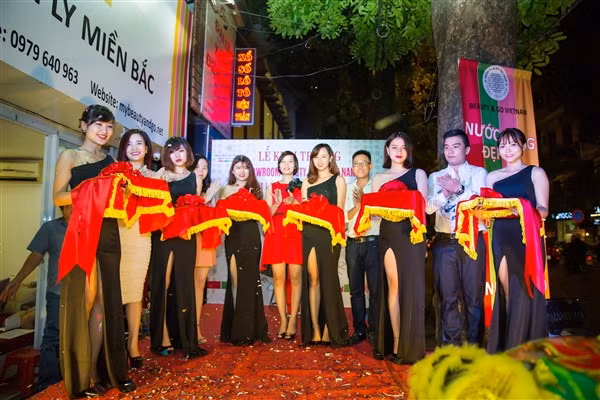 Dàn hotgirl xinh đẹp dự khai trương Showroom Beauty & Go ảnh 2