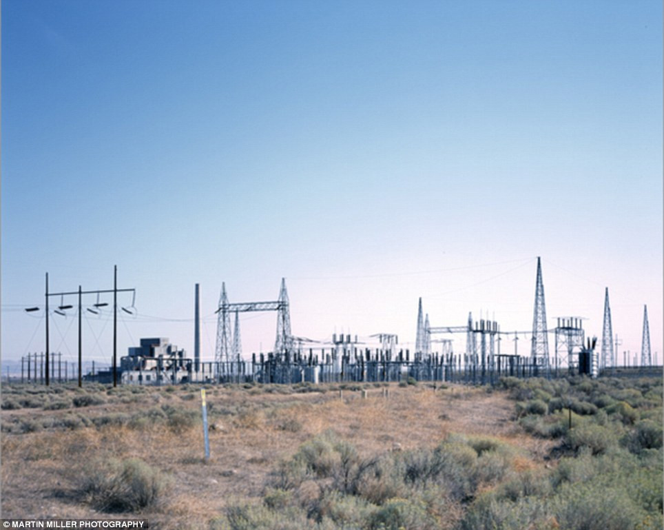 Khu vực đặt trạm biến áp của lò phản ứng B năm 1944 tại Hanford 