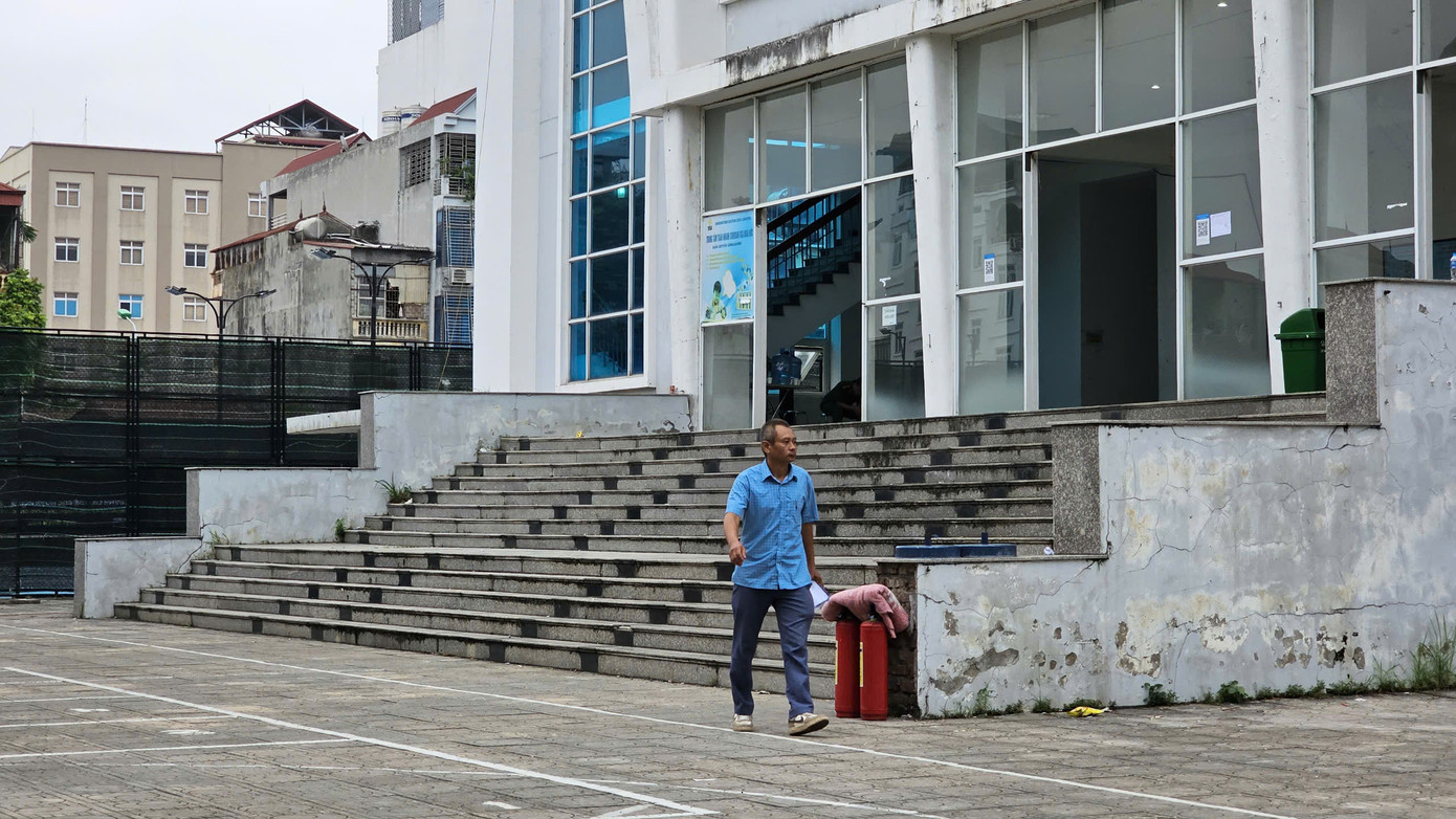 Nhiều người tham gia đấu giá cho rằng mức trúng đấu giá này vẫn còn “ảo giá”, cao hơn so với giá đất thị trường khu vực lân cận.