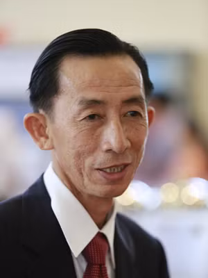 ĐB Trần Hoàng Ngân 