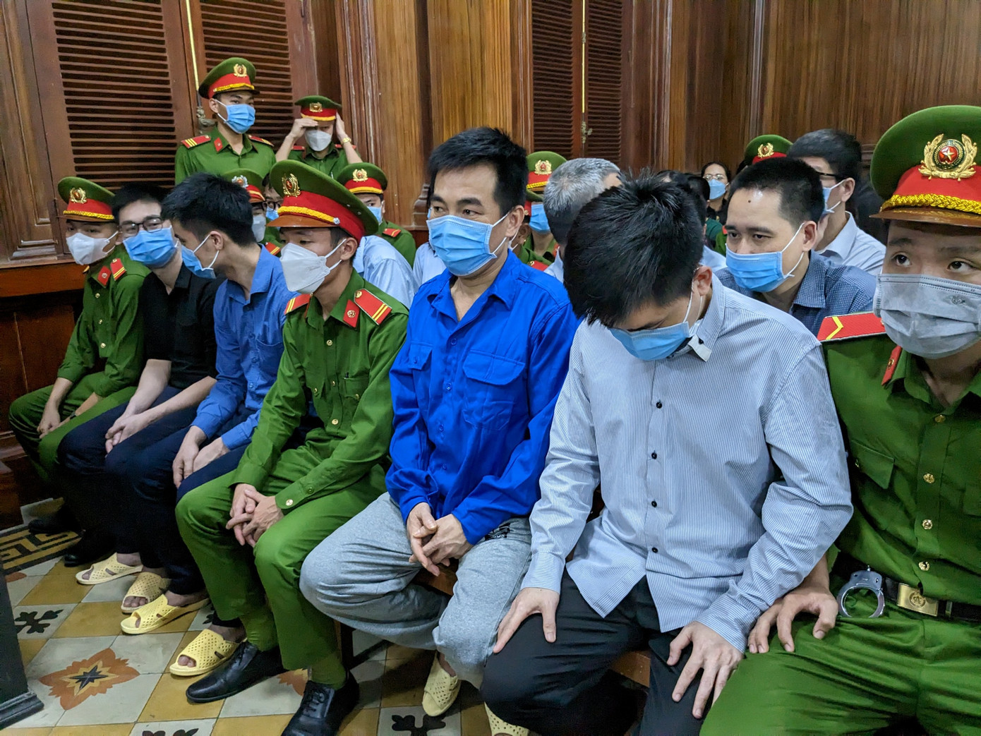 Các bị cáo tại phiên tòa