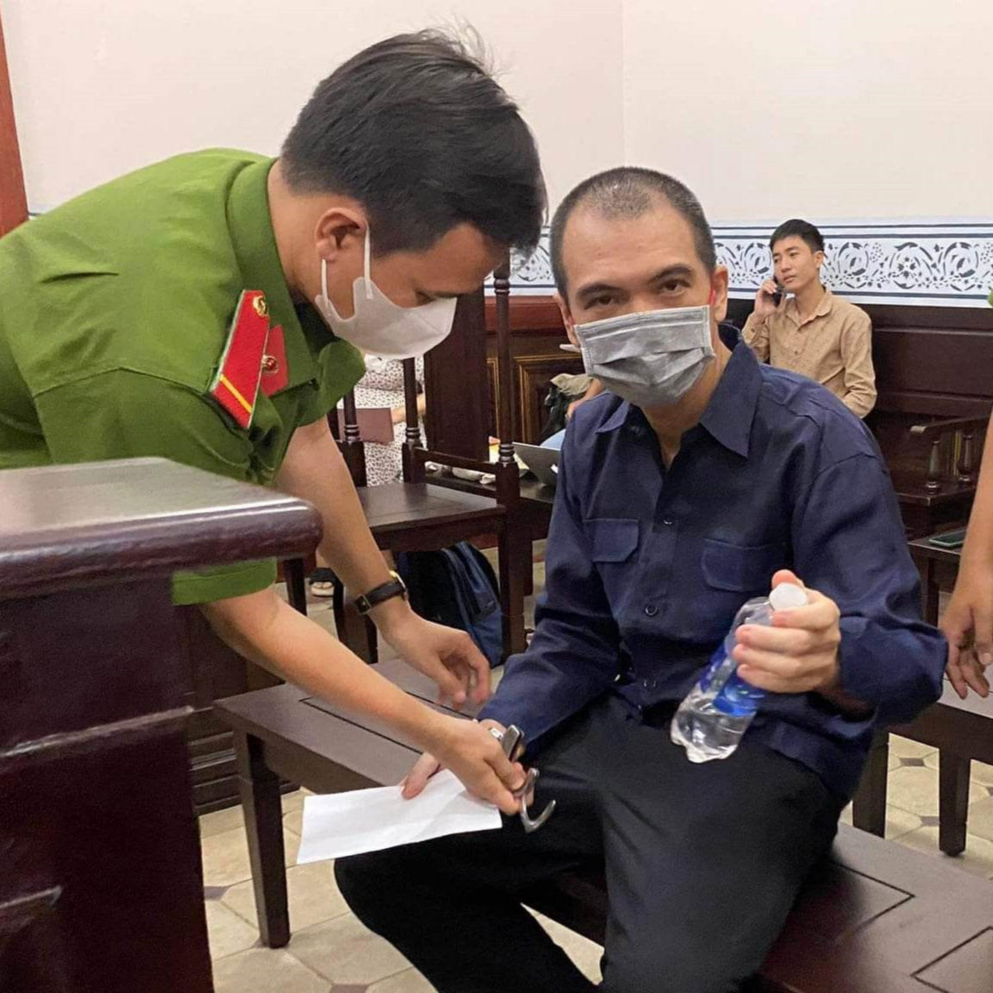 Cựu thiếu tá công an - bị cáo Nguyễn Tuấn Thanh tại phiên tòa.