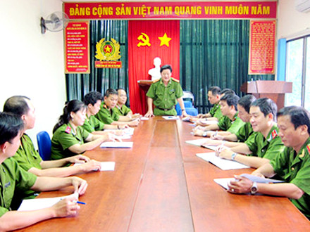 Các cảnh sát PC52 trong một lần lên phương án truy bắt tội phạm