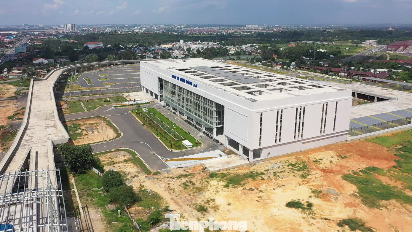 Cận cảnh bến xe Miền Đông mới lại lỡ hẹn, chưa xác định ngày hoạt động ảnh 15