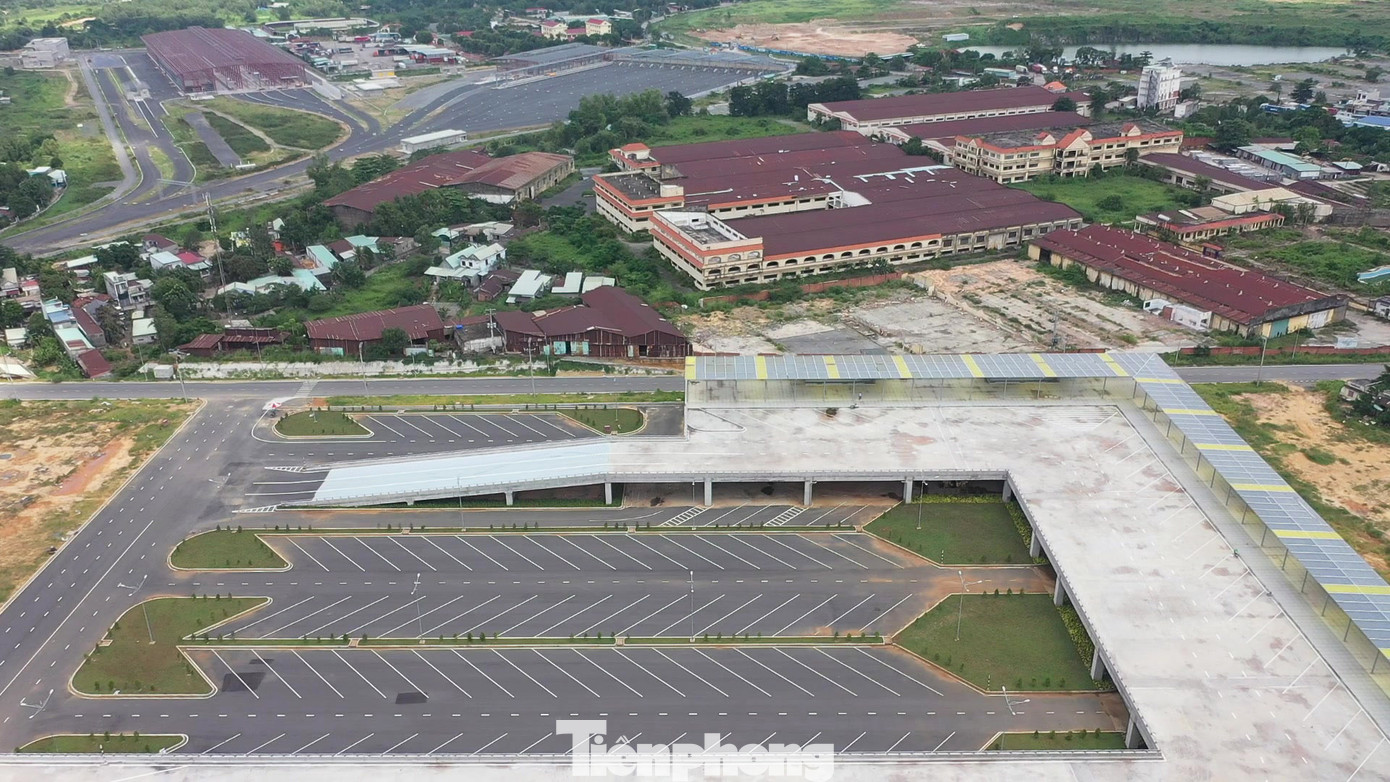 Cận cảnh bến xe Miền Đông mới lại lỡ hẹn, chưa xác định ngày hoạt động ảnh 9