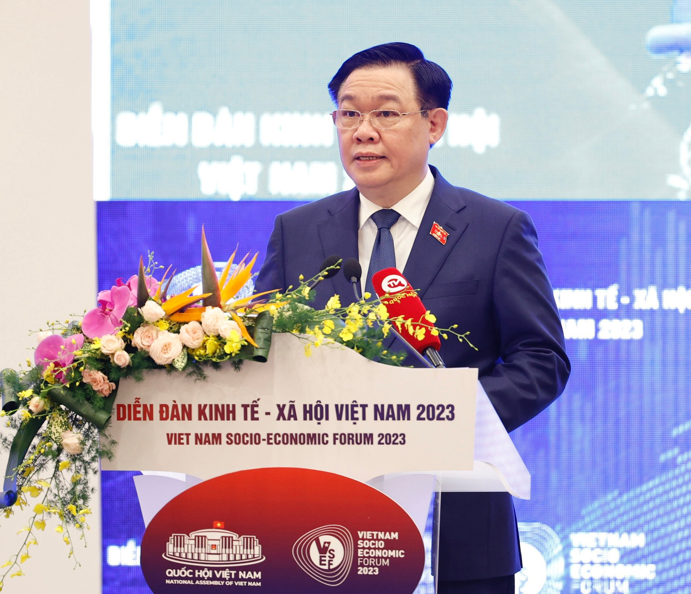 Chủ tịch Quốc hội phát biểu tại diễn đàn.