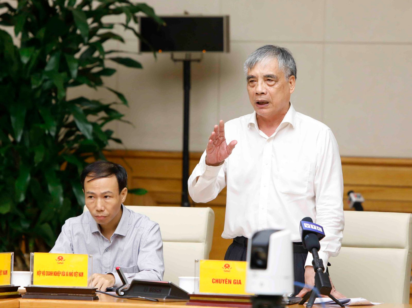 PGS.TS Trần Đình Thiên