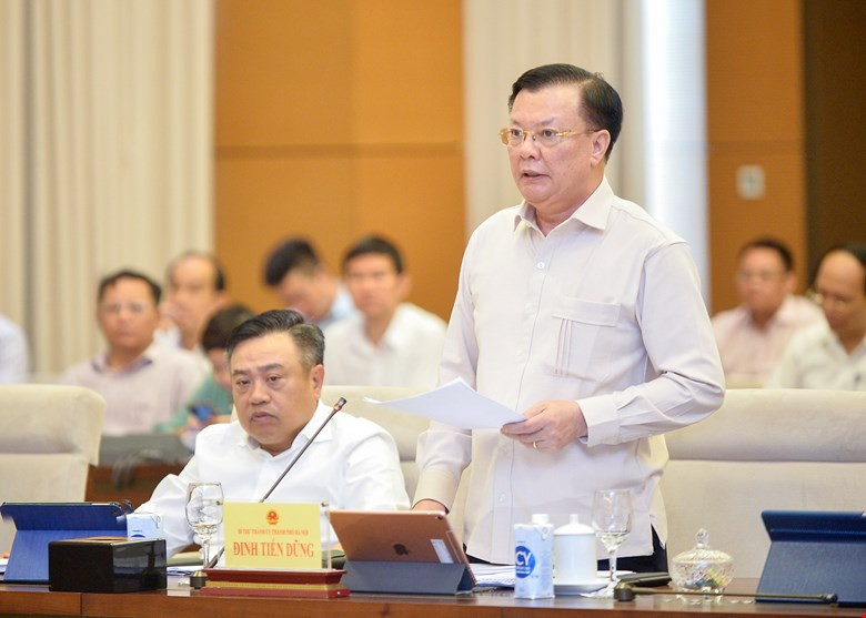 Bí thư Thành uỷ Hà Nội Đinh Tiến Dũng