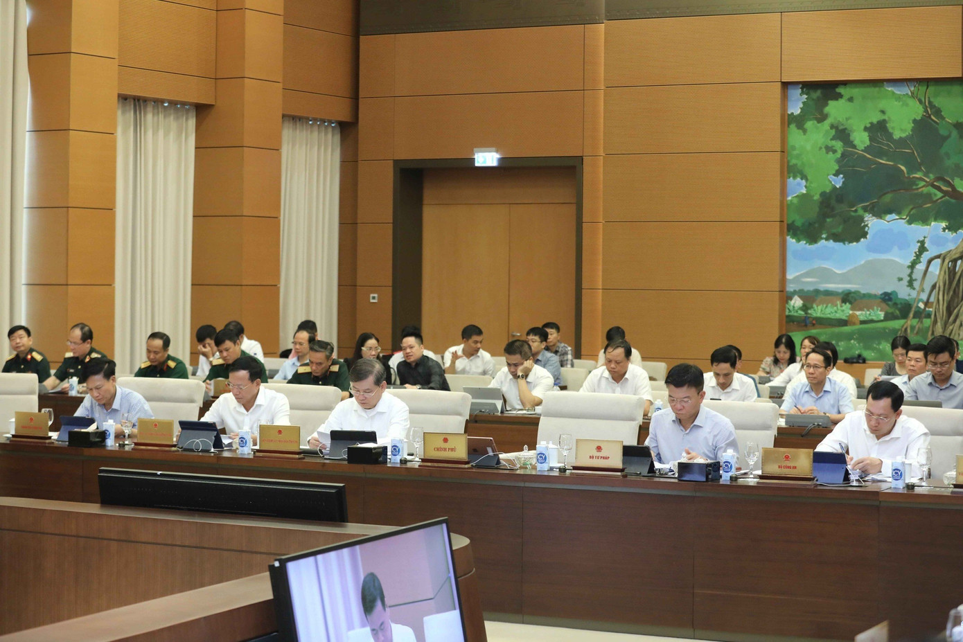 Các đại biểu tham dự phiên họp Các đại biểu tham dự phiên họp