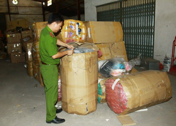 Thu hơn 5.000 mũ bảo hiểm kém chất lượng ảnh 4