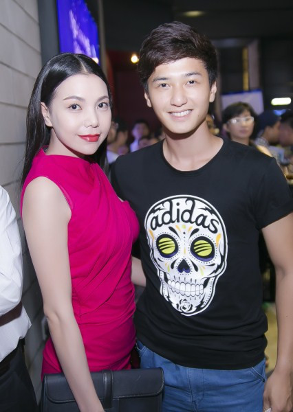 Trà Ngọc Hằng lại diện váy nghìn đô ra mắt phim ảnh 14