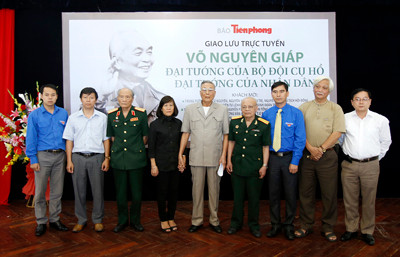 Khách mời của cuộc tọa đàm giao lưu trực tuyến tại báo Tiền Phong. Ảnh: Như Ý. Khách mời của cuộc tọa đàm giao lưu trực tuyến tại báo Tiền Phong. Ảnh: Như Ý