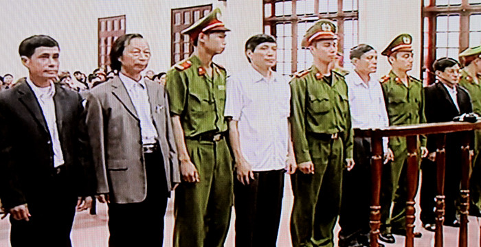 Các bị cáo tại phiên tòa sơ thẩm