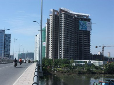 Hàng tồn kho, khiến DN BĐS trong nước khốn đốn. Ảnh: Quỳnh Mai. Hàng tồn kho, khiến DN BĐS trong nước khốn đốn. Ảnh: Quỳnh Mai