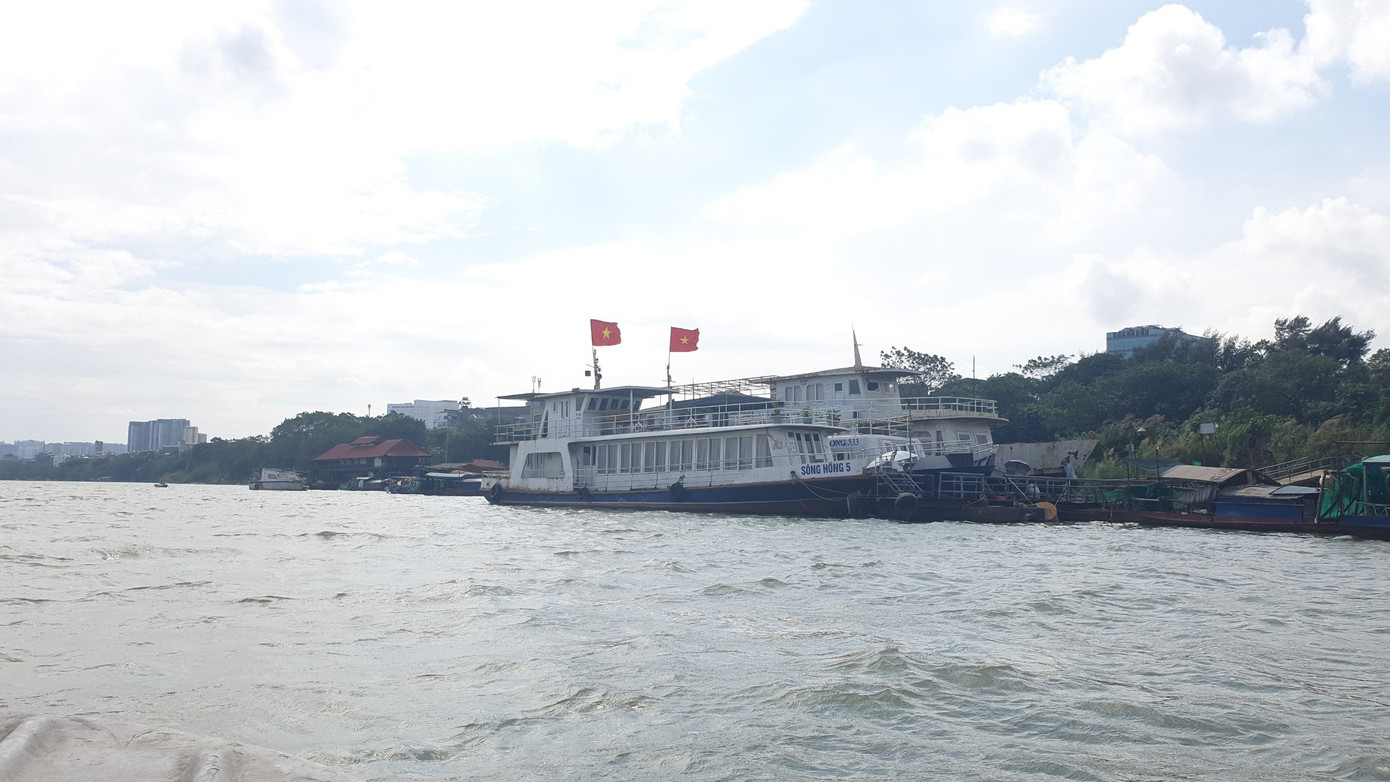 Bến tàu du lịch Chương Dương (quận Hoàn Kiếm)