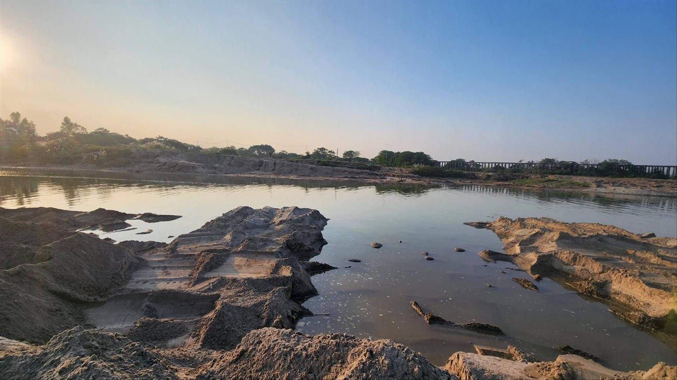 Mỏ cát Liên Mạc (quận Bắc Từ Liêm) vừa trúng đấu giá. Ảnh: Thanh Hiếu