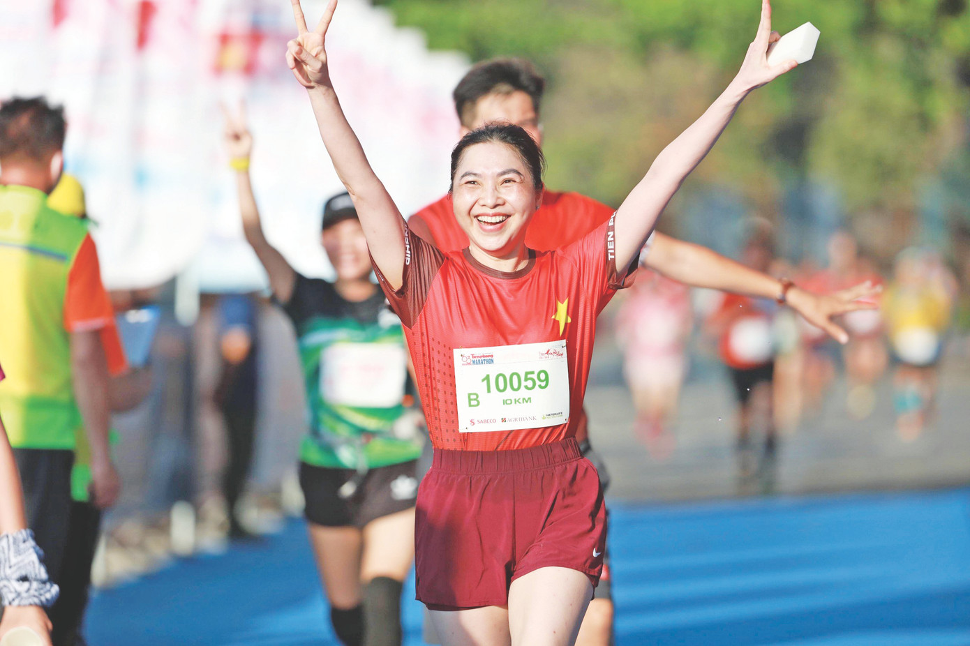 Niềm vui cán đích Niềm vui cán đích