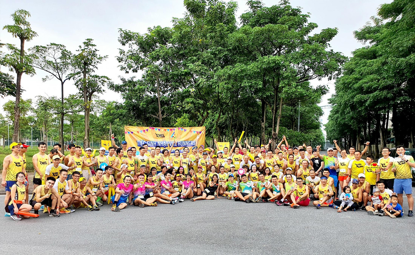 Các thành viên VKL Runners đã sẵn sàng cho Tiền Phong Marthon 2023