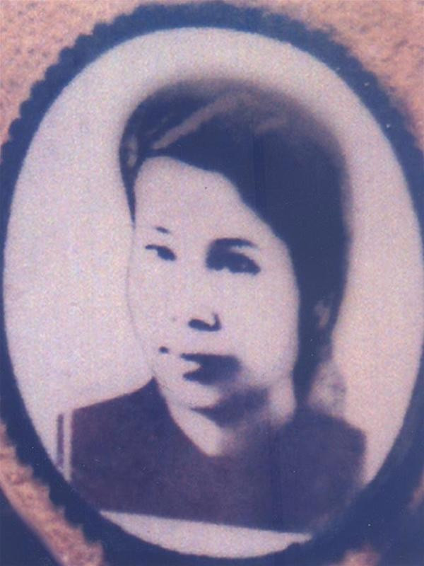 Chị Hoàng Ngân Chị Hoàng Ngân