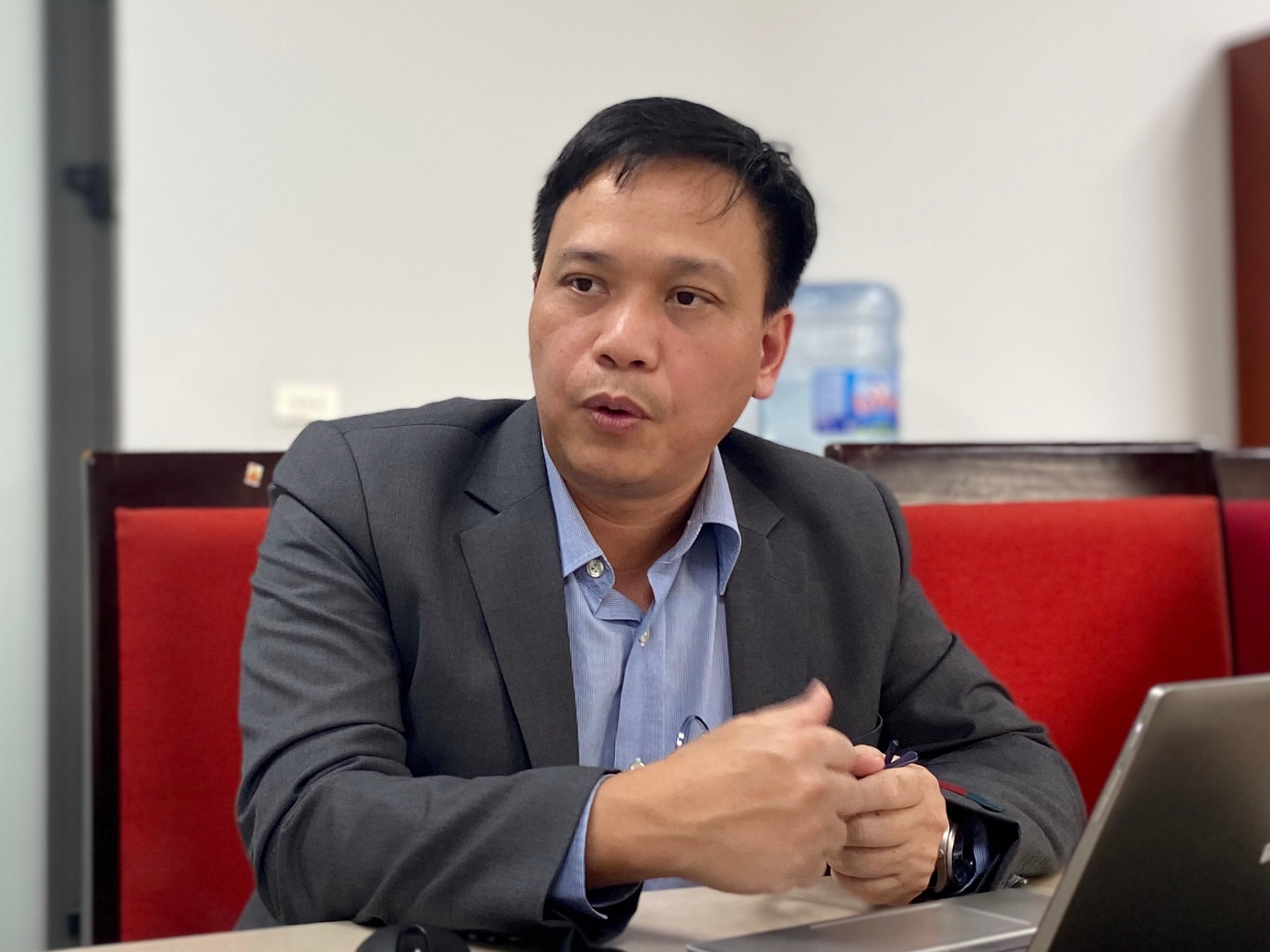 TS. Nguyễn Quốc Việt