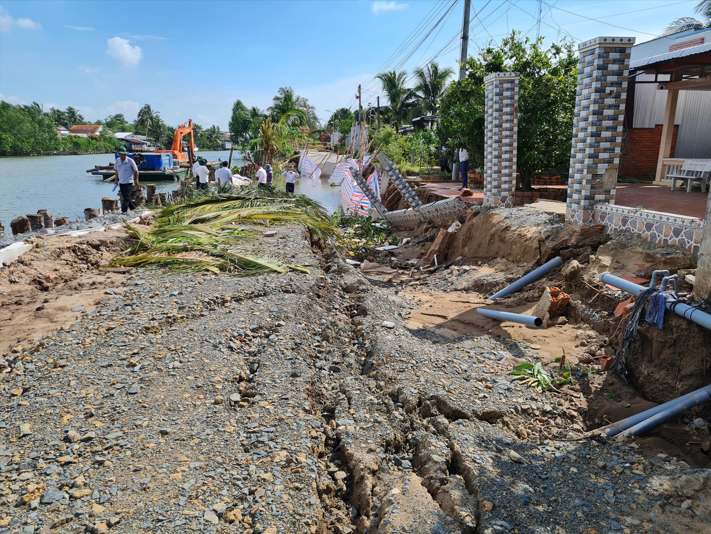 Một đoạn sạt lở tại huyện Thới Lai, TP Cần Thơ
