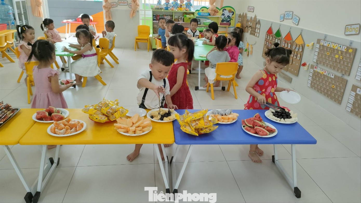 Học sinh Trường Mầm non Phước Long B, TP Thủ Đức, TPHCM trong lớp học. Ảnh: X.C Học sinh Trường Mầm non Phước Long B, TP Thủ Đức, TPHCM trong lớp học. Ảnh: X.C