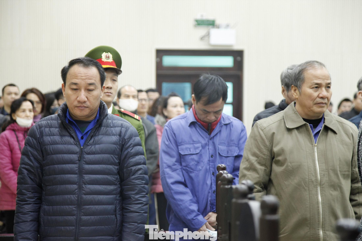 Các bị cáo tại phiên tòa xét xử. Ảnh: Nguyễn Thắng