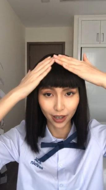 TyhD chia sẻ mình từng bị một Á hậu xô đẩy trong hậu trường show diễn thời trang.