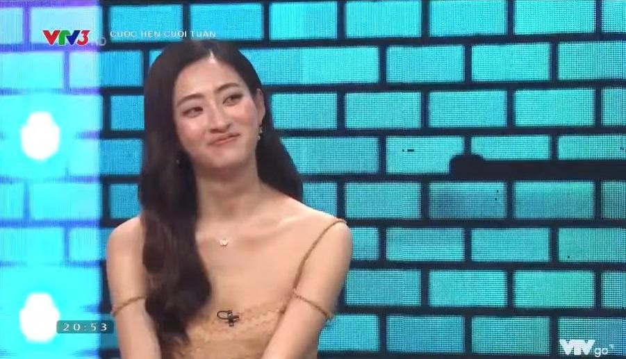 Hoa hậu Lương Thùy Linh bật cười trước những màn "cà khịa" của BTV Việt Hoàng.