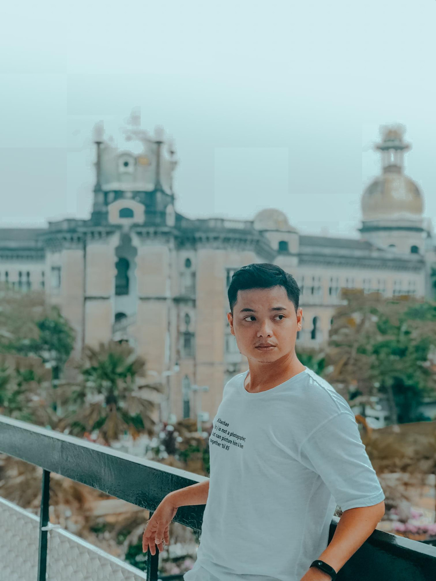 Anh chàng muốn được khán giả gọi là "Chị Ca nô Lê Nhân". Anh chàng muốn được khán giả gọi là "Chị Ca nô Lê Nhân".