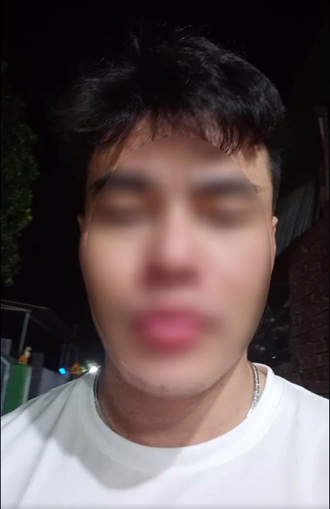 Diễn viên L.D.B.L văng tục trên livestream khiến nhiều netizen khó chịu.