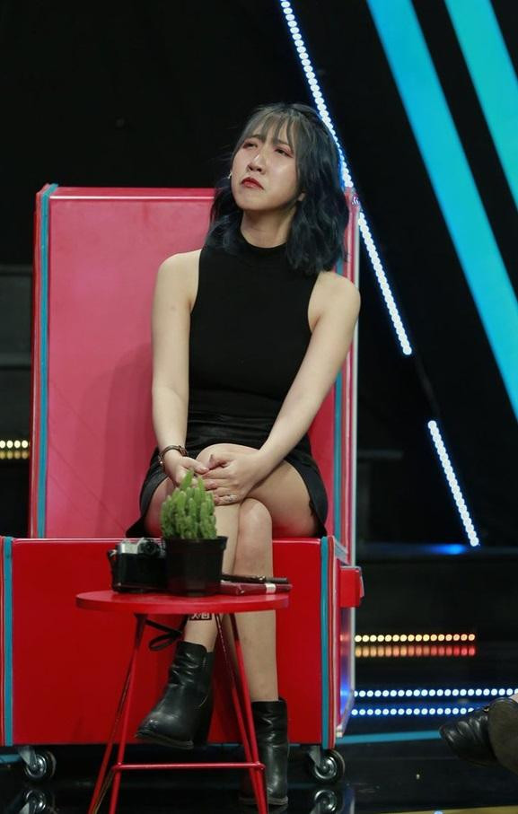 Cô gái bị "ném đá" tơi tả sau khi chia sẻ quan điểm chọn bạn trai trong show hẹn hò.