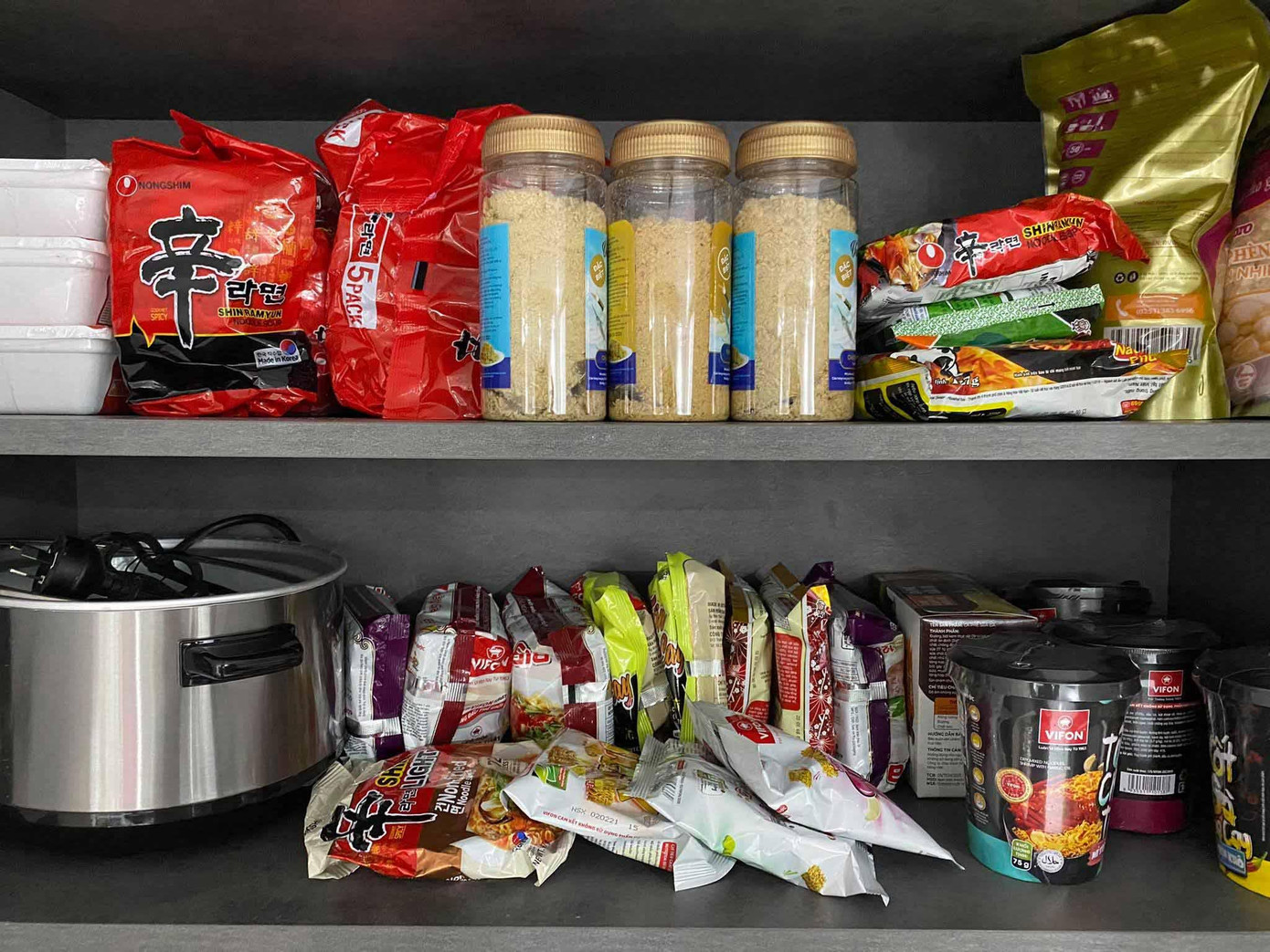 Chỉ nên chuẩn bị vừa đủ dùng, tránh lãng phí thực phẩm. Chỉ nên chuẩn bị vừa đủ dùng, tránh lãng phí thực phẩm.