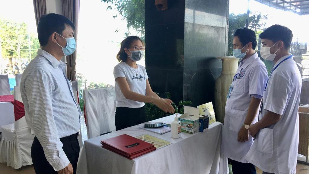 Các cơ sở lưu trú thực hiện nghiêm quy trình khai báo y tế Các cơ sở lưu trú thực hiện nghiêm quy trình khai báo y tế